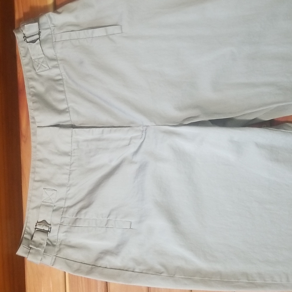 Cato light gray capri